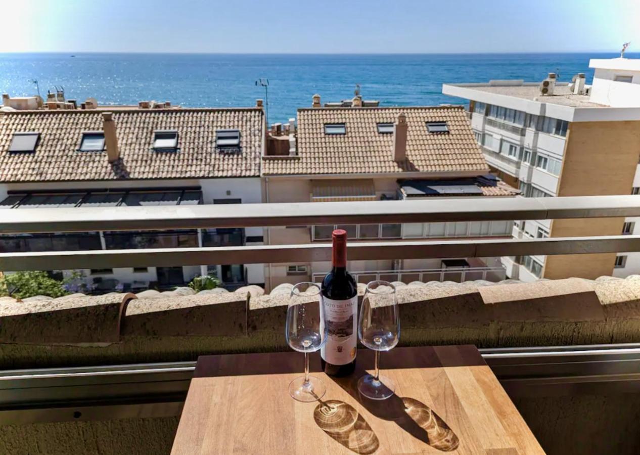 Modern Penthouse Apartment - 1 Min From The Beach فوينخيرولا المظهر الخارجي الصورة